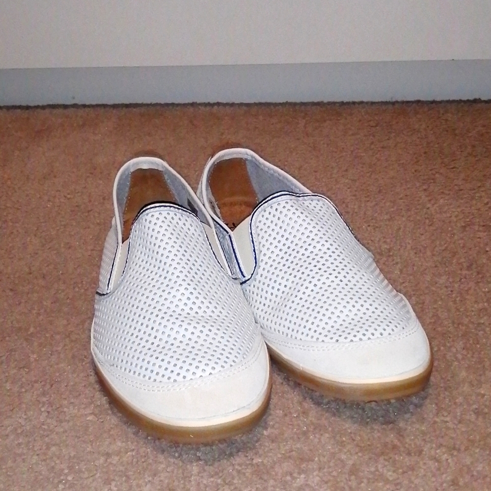 Clarks perforated slip-ons